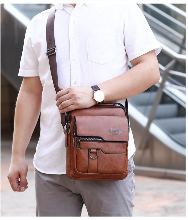 Bolsa Masculina de Couro + Carteira de Couro Brinde